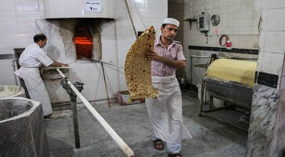تنورِ زندگی کارگران خباز اصلا گرم نیست/ گزارشی از وضعیت نانوایان