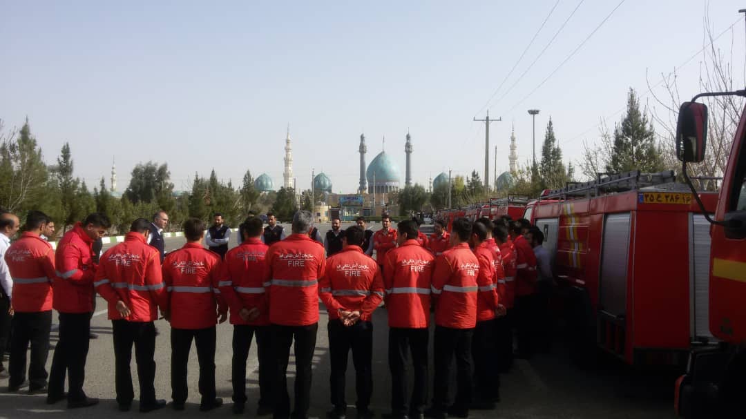 برگزاری مانور آتش‌نشانی در مسجد جمکران برای افزایش آمادگی برای نیمه شعبان