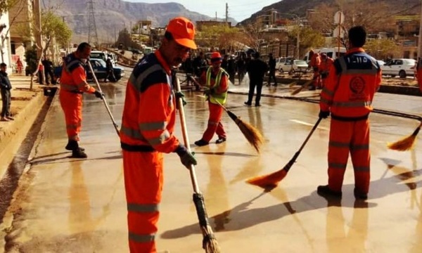 کارگران شرکتی شهرداری تبریز خواهان روشن شدن وضعیت شغلی خود هستند