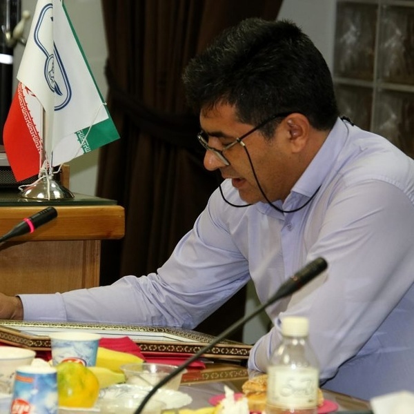 واکنش عضو کانون شورای اسلامی کار استان اصفهان به اظهارات فرماندار اردستان درباره افزایش حقوق