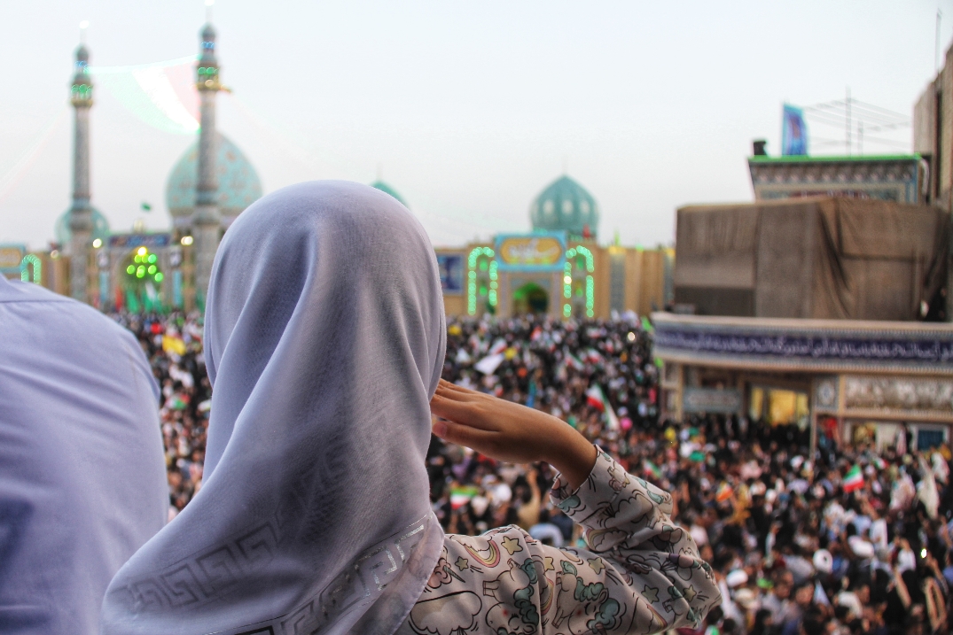 گزارش تصویری کارگر ایرانی «ایونا» از همایش بزرگ سلام فرمانده در مسجد جمکران
