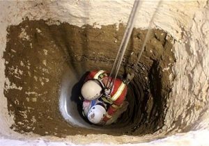 نجات جان کارگر پروژه آب و فاضلاب از عمق ۱۵متری چاه