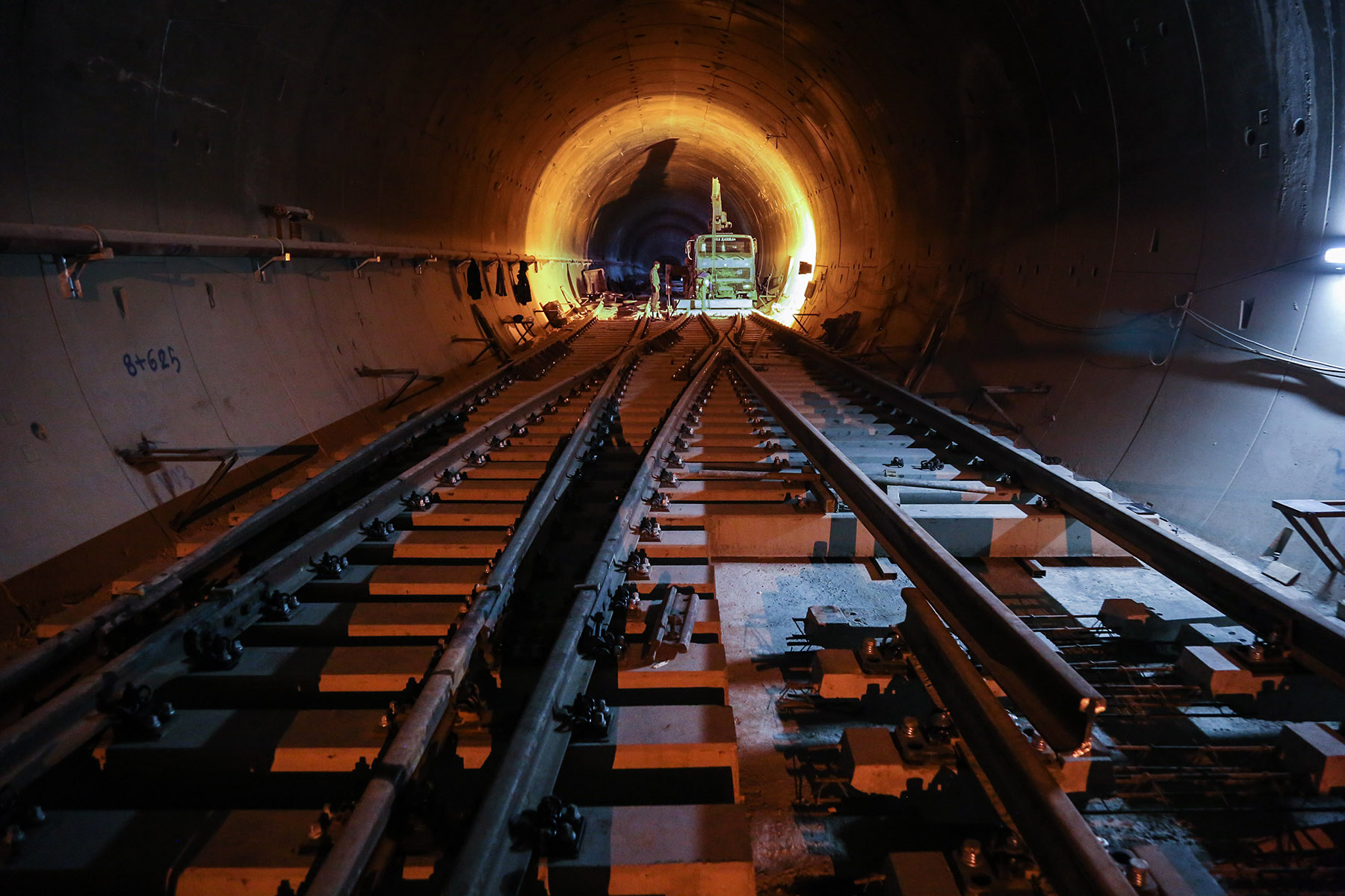 پروژه مترو قم همچنان در بلاتکلیفی تامین واگن/ بررسی علل عمده عدم بهره‌برداری از این پروژه