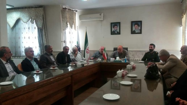دیدار نمایندگان تشکل‌های کارگری قزوین با فرماندار جدید تاکستان