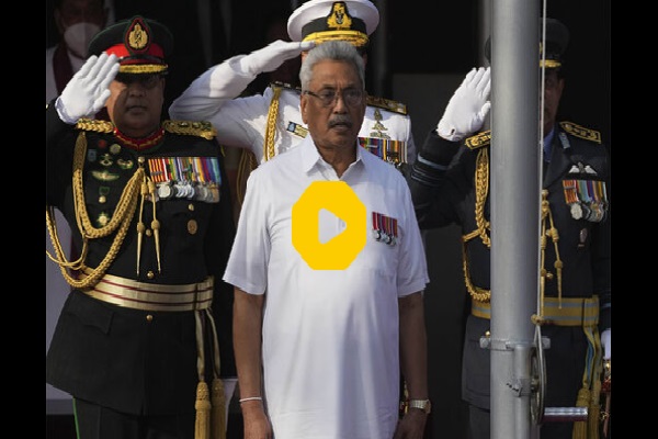 ببینید | لحظه فرار رییس جمهور سریلانکا با یک کشتی جنگی
