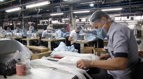 کارگران «سبلان پارچه» دو ماه مزد معوقه طلبکارند/ استقرار هیئت حمایت از صنایع در کارخانه