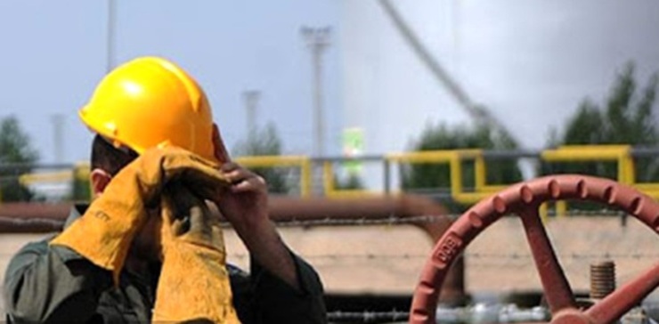 تداوم اعتراض کارگران پروژه ای نفت و گاز جنوب: به دنبال حذف امتیاز دیگران نیستیم