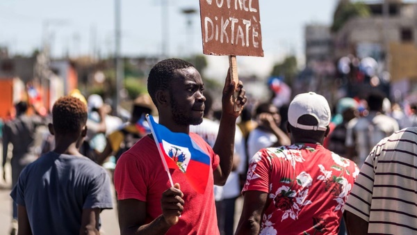 فراخوان اتحادیه‌های کارگری هایتی برای اعتصاب تا آخر هفته علیه شوک درمانی قیمتی