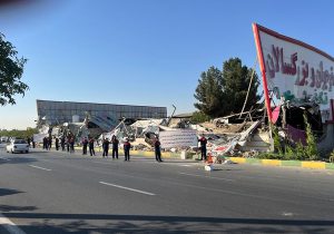 اعتراض کارگران به توقف تولید کارخانه پارسیس به دلیل تخریب/ شهرداری رباط کریم: کارگران می‌توانند به تولید ادامه دهند