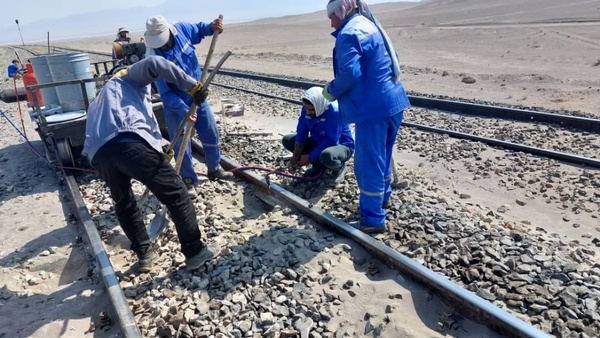 درخواست کارگران ابنیه نواحی یزد و آذربایجان برای دریافت به موقع مزایای مزدی