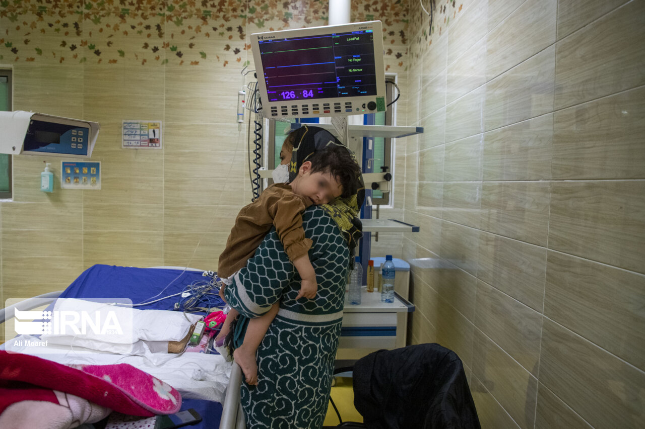 روزانه ۱۴۰۰ کودک با علایم سرماخوردگی در بیمارستان کودکان قم ویزیت می‌شوند