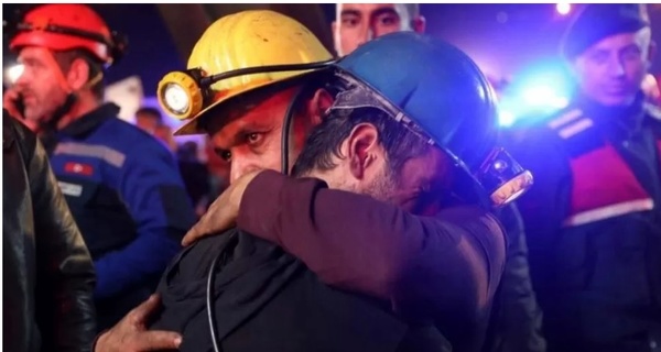 تعداد کشته‌شدگان انفجار معدن زغالسنگ ترکیه به ۴۰ نفر رسید