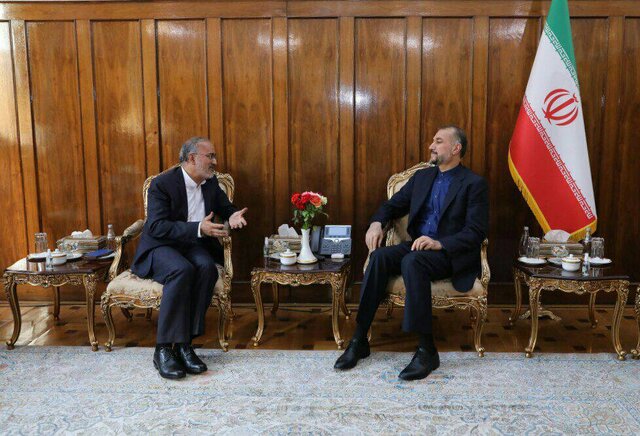 دیدار سر کنسول ایران در شهر “قاپان” ارمنستان با وزیر امور خارجه