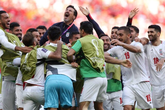 واکنش نمایندگان به پیروزی تیم ملی فوتبال؛ ماشاءالله ایران