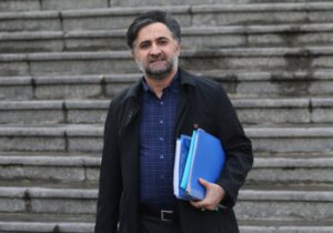 دهقانی فیروزآبادی: تا پایان سال ۳ هزار نخبه در دولت استخدام می‌شوند