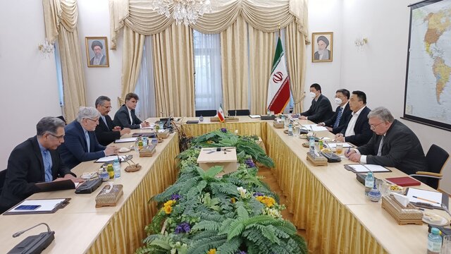 دیدار نمایندگان ایران، چین و روسیه درباره «مسائل مشترک»