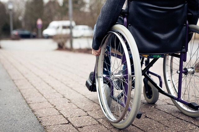 کمک هزینه لوازم بهداشتی معلولانِ آسیب نخاعی و بسترگرا هنوز پرداخت نشده