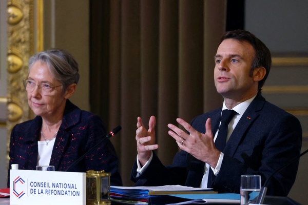 دعوت دولت فرانسه از بازنشستگان برای مذاکره/ صدای کسانی که اصلاحات را وحشیانه می‌خوانند را می‌شنویم