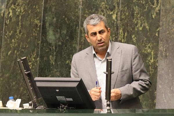 پورابراهیمی: تصمیم‌گیری برای اخذ مالیات از خانه‌های لوکس در قانون بودجه صحیح نیست