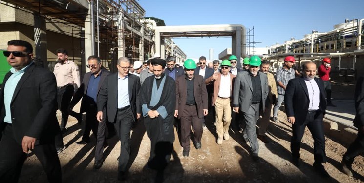 افتتاح چند واحد تولیدی توسط وزیر صمت در کرمانشاه