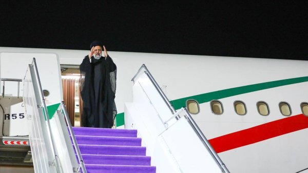 رئیس‌جمهور دقایقی قبل ریاض را به مقصد تهران ترک کرد