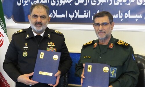 نیروی دریایی ایران مدعیان ابرقدرتی در دریا را به استیصال کشانده‌ است