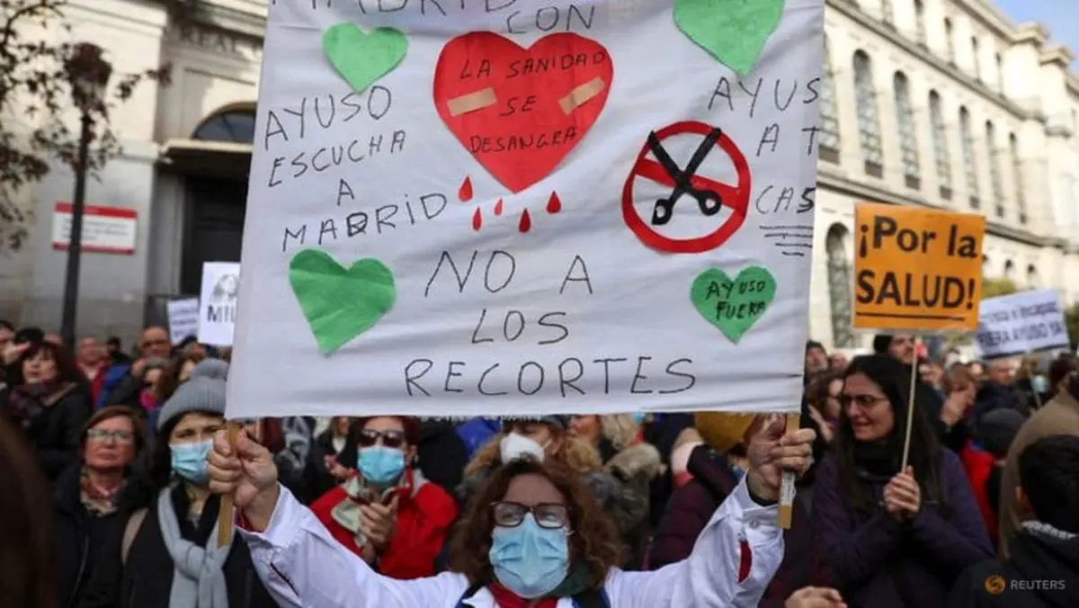 اعتصاب کارمندان دولت و کادر درمانِ اسپانیا در هفته آتی