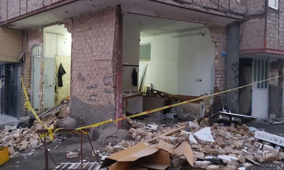 انفجار منزل مسکونی در خیابان یزدانشهر قم/ مصدومیت مردی ۲۹ ساله در حادثه