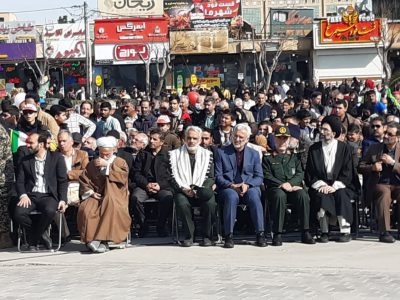 حضور پرشور مردم کاشان در راهپیمایی ۲۲ بهمن