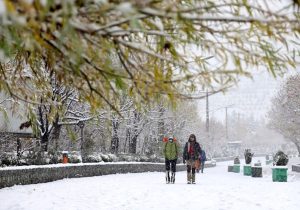 توصیه‌های ایمنی به شهروندان قمی همزمان با تداوم بارش برف و برودت هوا