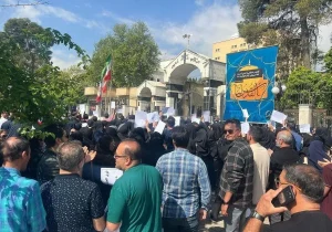 تجمع پرستاران شیراز: خیلی بیشتر از ۸۰ نفر معترضیم!