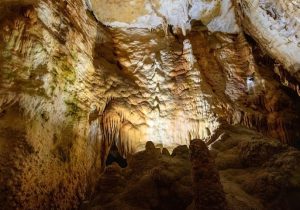 آغاز فصل دوم کاوش‌های باستان‌شناسی در غار زل هستیجان