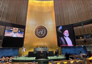 ادای احترام مجمع عمومی سازمان ملل به رئیس‌جمهور و وزیرخارجه شهید ایران